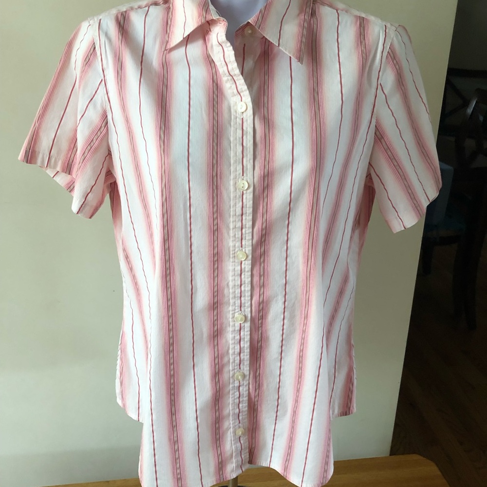 Liz Claiborne short-sleeved button-down blouse